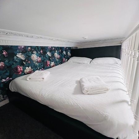 F5- Mezzanine Studio Fits 3 Near Paddington ลอนดอน ภายนอก รูปภาพ