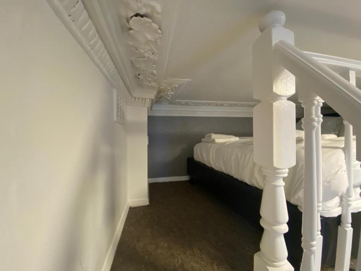 F5- Mezzanine Studio Fits 3 Near Paddington ลอนดอน ภายนอก รูปภาพ