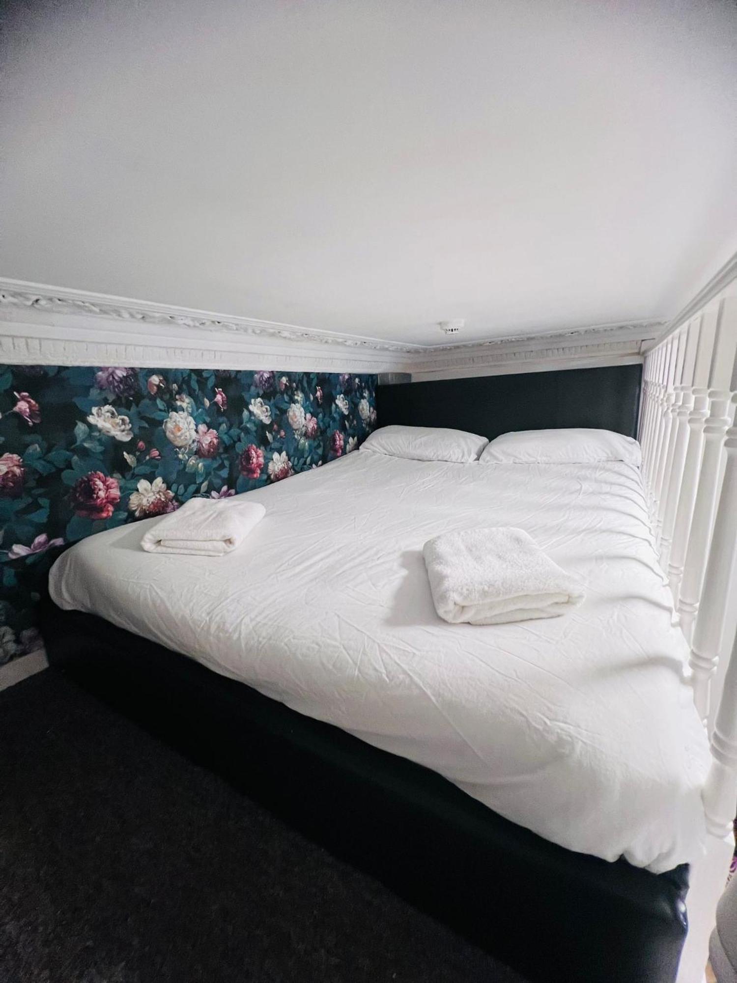 F5- Mezzanine Studio Fits 3 Near Paddington ลอนดอน ภายนอก รูปภาพ